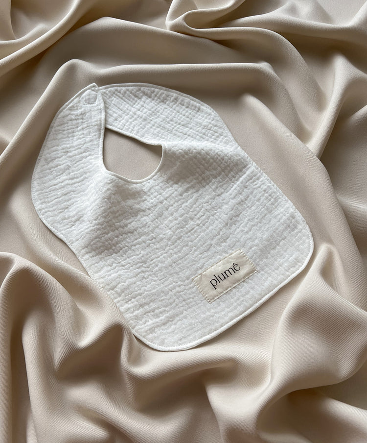 Śliniak muślinowy Cream