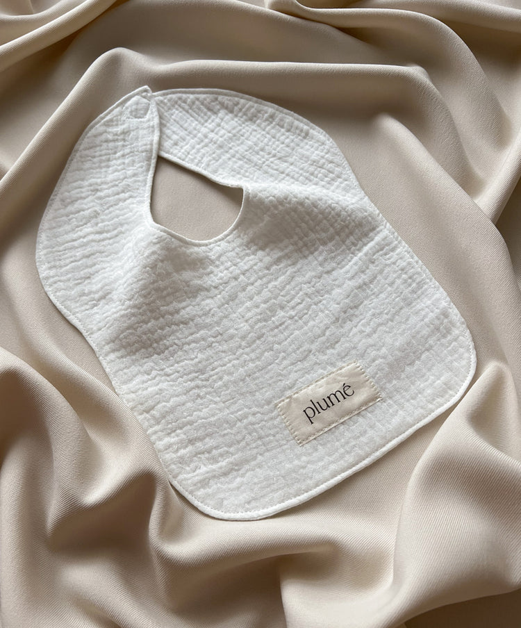 Śliniak muślinowy Cream