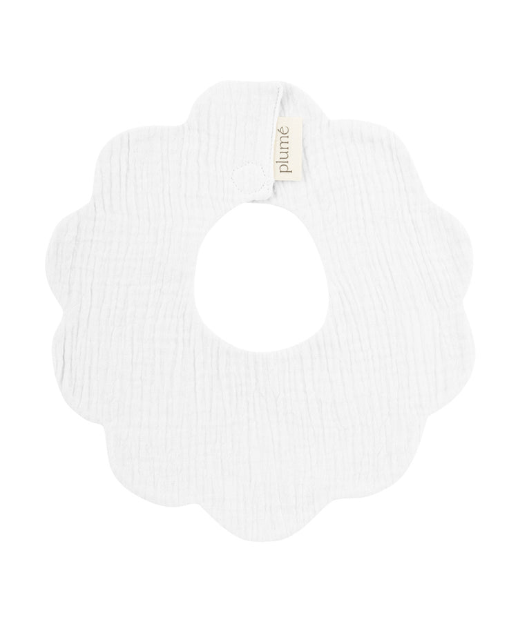 Śliniak muślinowy Frill bib Cream